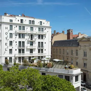https://college-hotel.hotels-rhonealpes.com